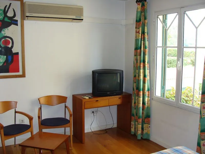 *** Apartmanhotel Apartamentos Turisticos Avenue Park Funchal  Portugália