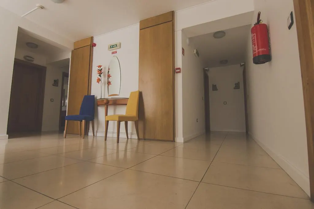 *** Apartmanhotel Apartamentos Turisticos Avenue Park Funchal  Portugália
