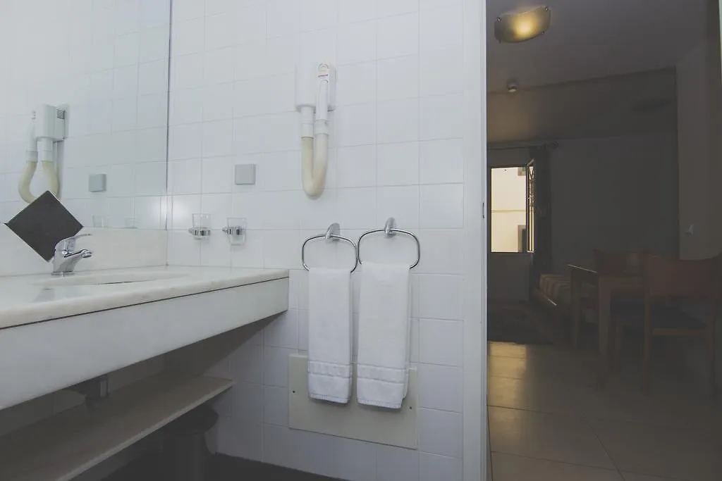 Apartamentos Turisticos Avenue Park Funchal  Apartmanhotel Funchal (Madeira)